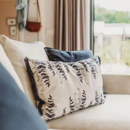 Holiday home Knus I Tiny House Op De Veluwe